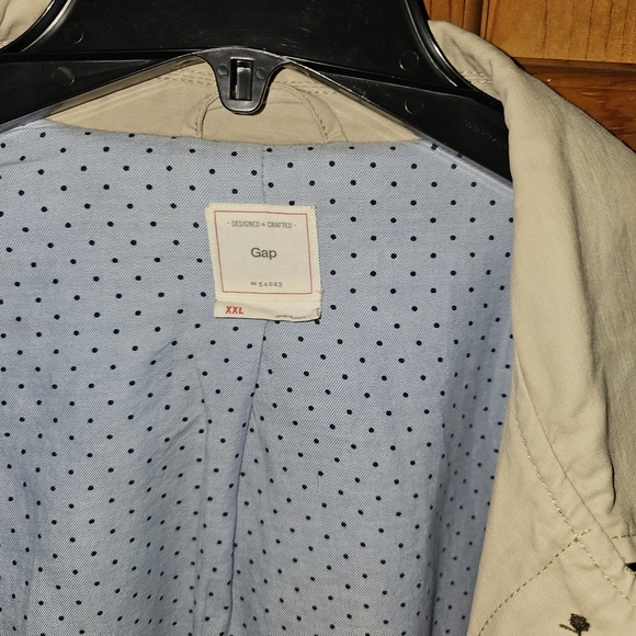 GAP Cream Button-Up Jacket - Picture 2 of 7